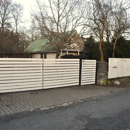 Cosy Near Tallinn Center, Free Parking And Internet